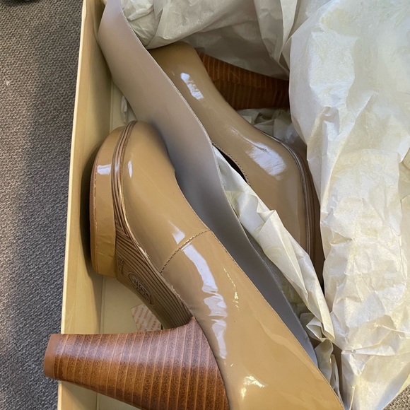 Stylish Sofft Tan Women's Shoes - Picture 4 of 6